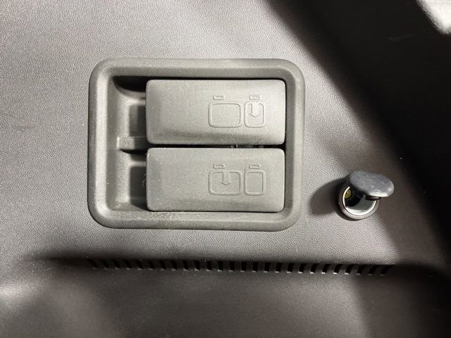 Used 2024 Chevrolet Equinox LT image 50