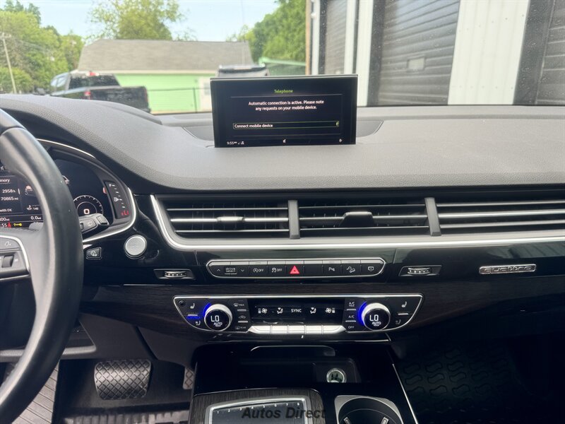 Used 2018 Audi Q7 3.0T Prestige w/ Prestige Package AWD/4WD image 43