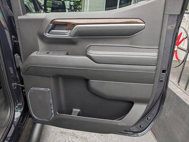 Used 2024 GMC Sierra 1500 Elevation AWD/4WD image 17