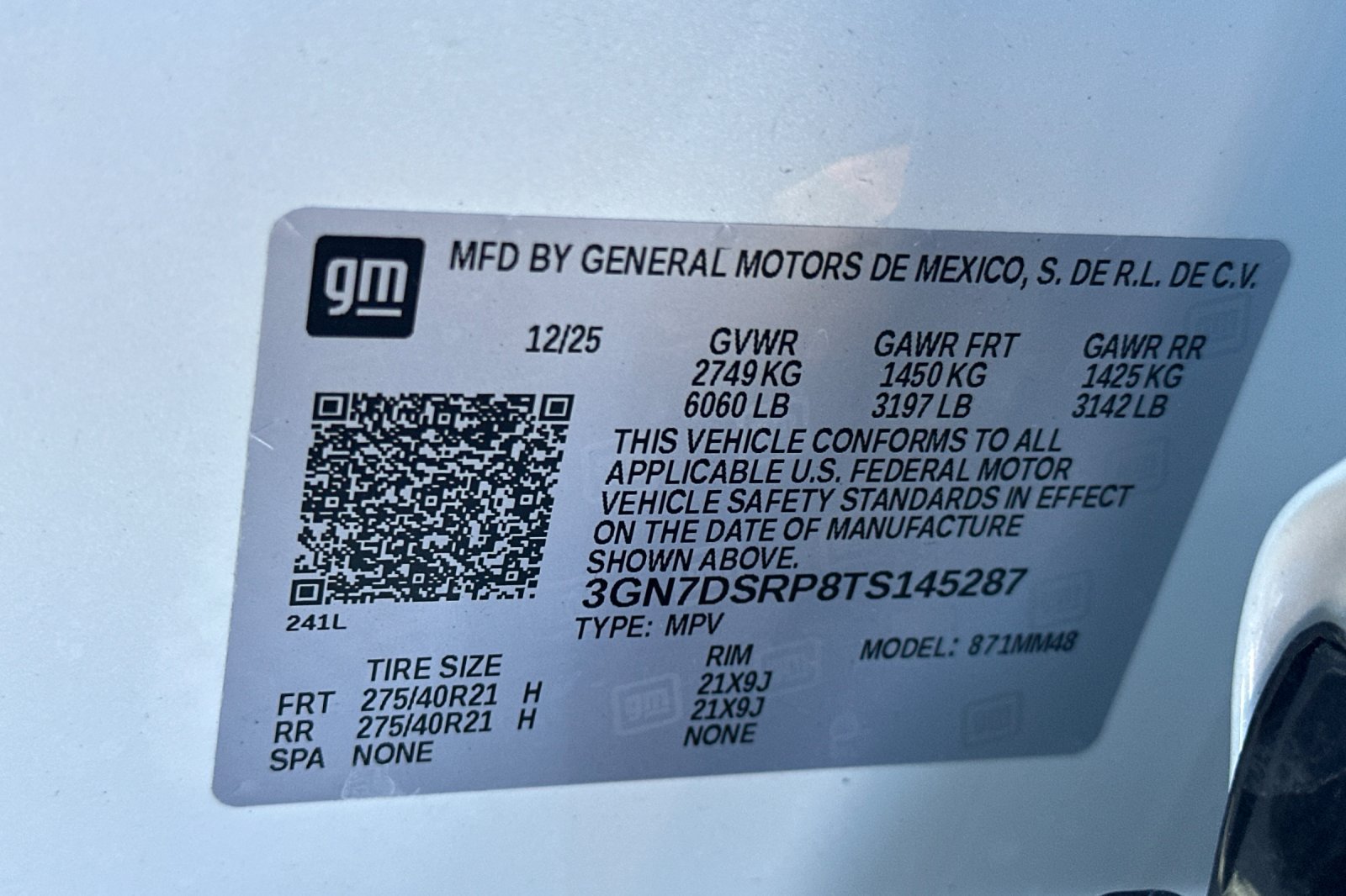 New 2026 Chevrolet Equinox EV RS w/ Convenience Package II FWD image 31