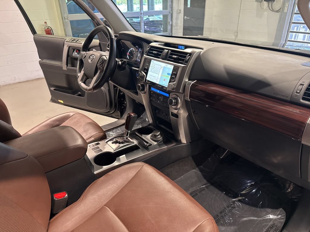 Used 2023 Toyota 4Runner Limited AWD/4WD image 36