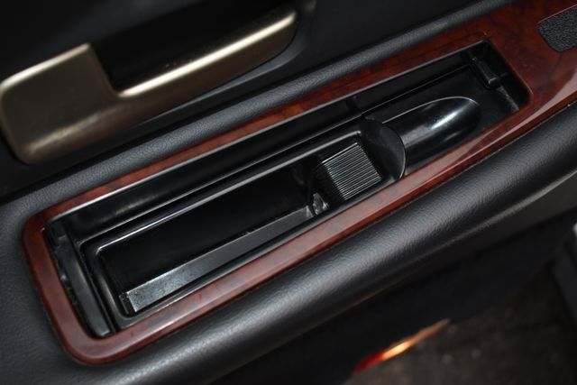Used 2008 Lincoln Town Car Executive RWD image 30