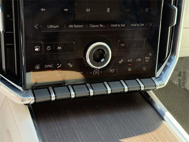 Certified 2024 GMC Acadia Denali w/ Super Cruise Package image 16