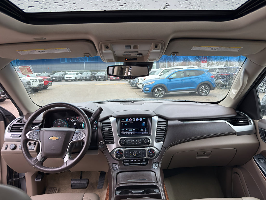 Used 2017 Chevrolet Suburban Premier image 28