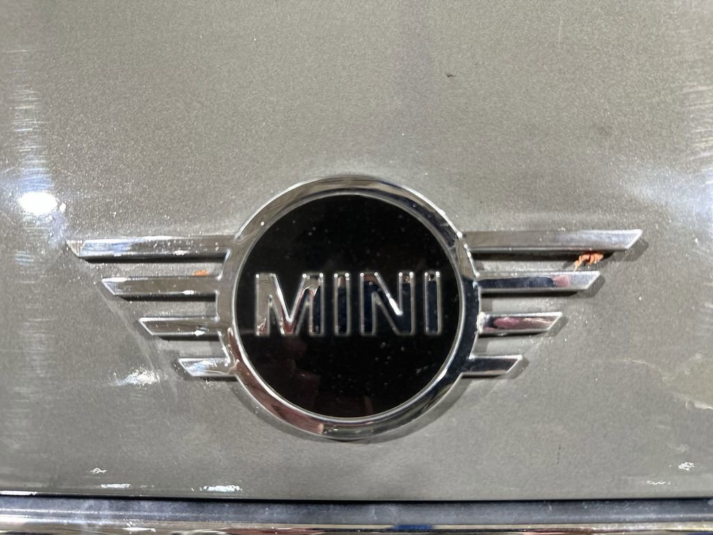 Used 2019 MINI Cooper 4-Door Hardtop image 27