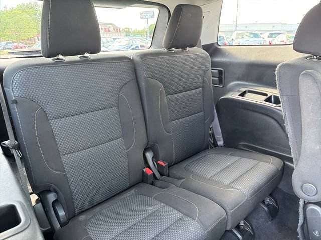 Used 2022 GMC Acadia SLE w/ Elevation Edition FWD image 28