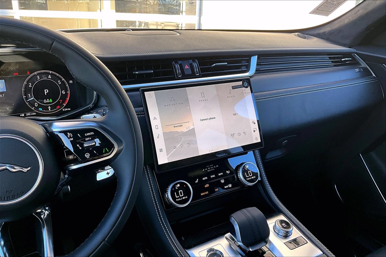 New 2026 Jaguar F-PACE R-Dynamic S AWD/4WD image 7