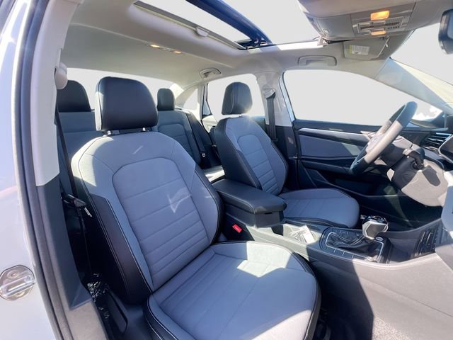 New 2025 Volkswagen Jetta SE image 27