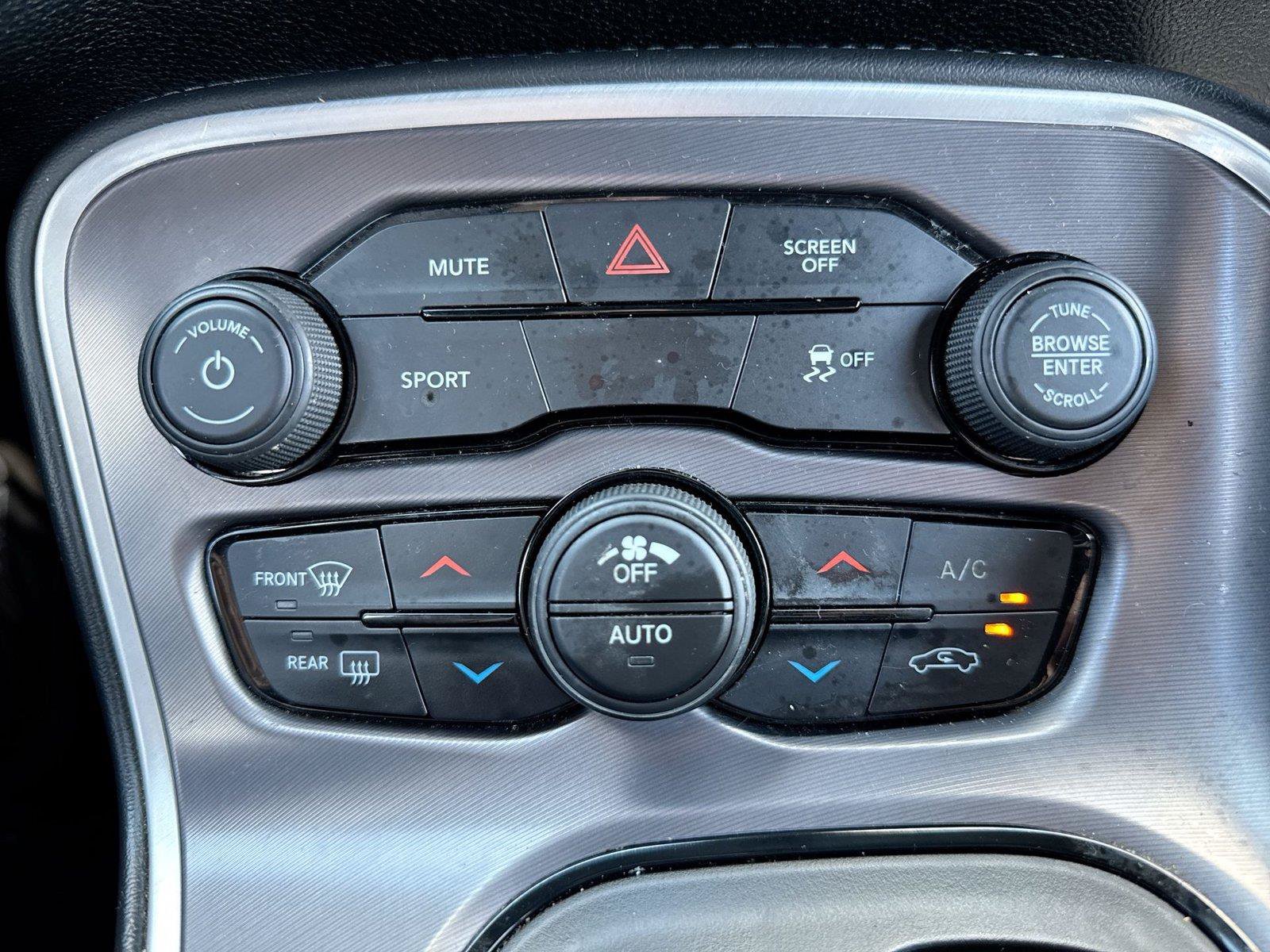 Used 2021 Dodge Challenger SXT RWD image 10