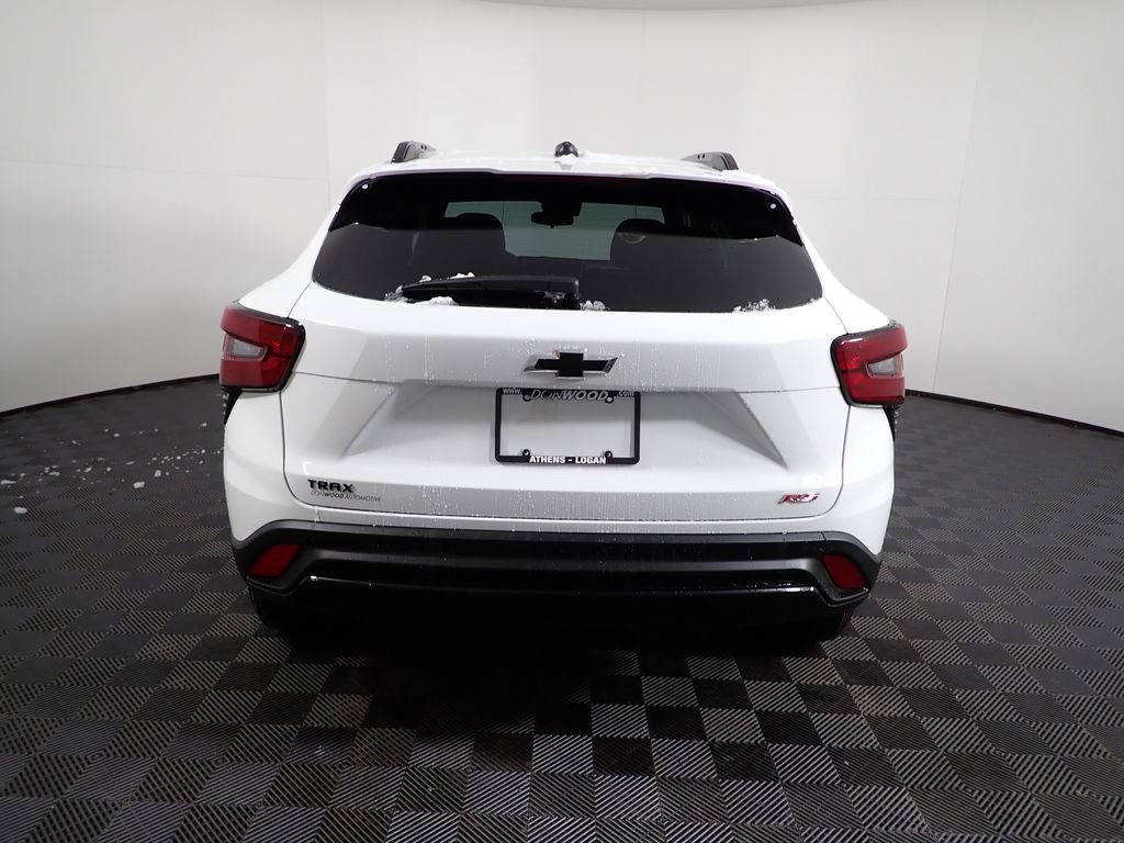New 2026 Chevrolet Trax RS w/ Driver Confidence Package image 10