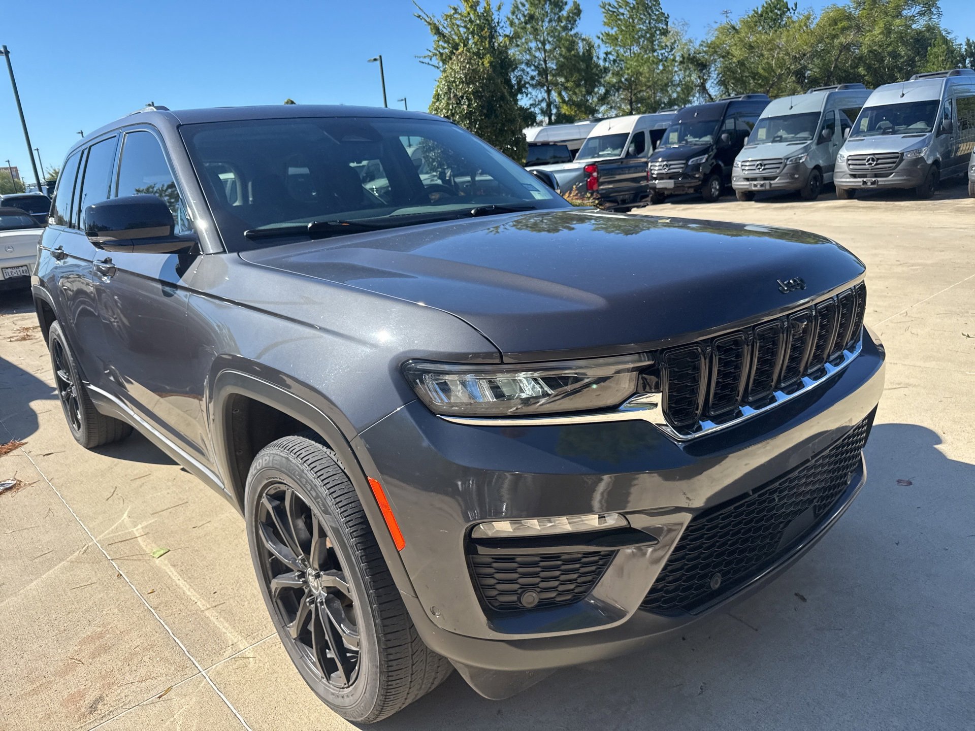 Used 2022 Jeep Grand Cherokee Limited w/ Luxury Tech Group II
