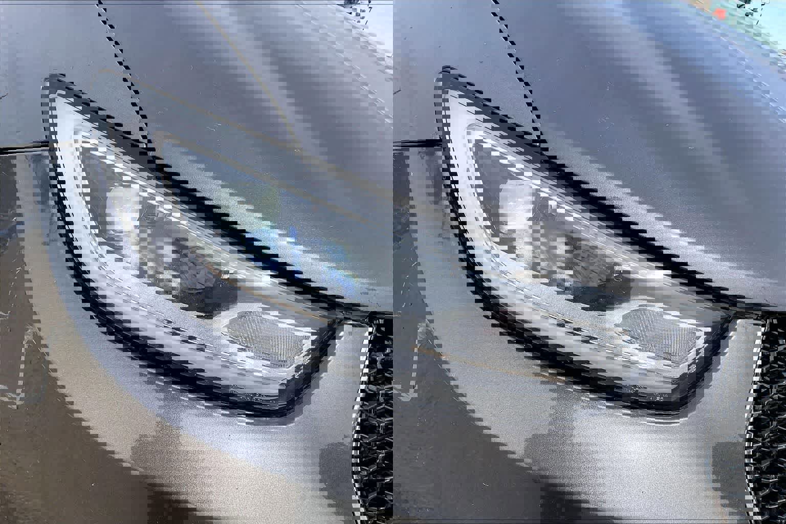 Used 2023 Chrysler Pacifica Touring-L image 30