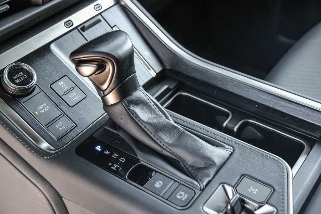 Certified 2024 Lexus GX 550 w/ Accessory Package (2T) AWD/4WD image 21