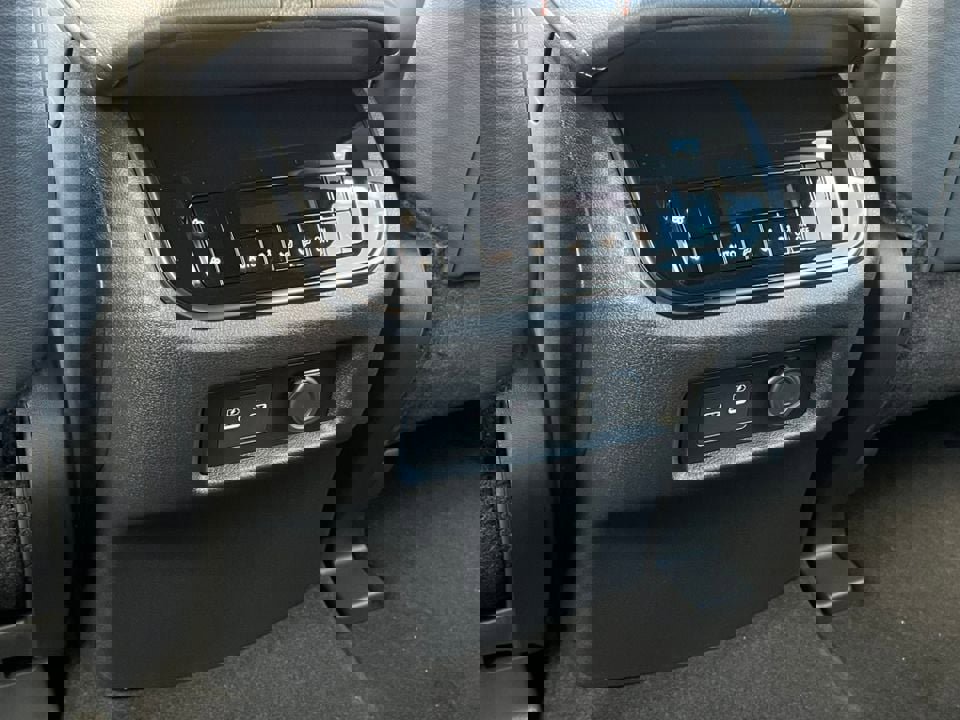 New 2026 Nissan Armada PRO-4X image 38