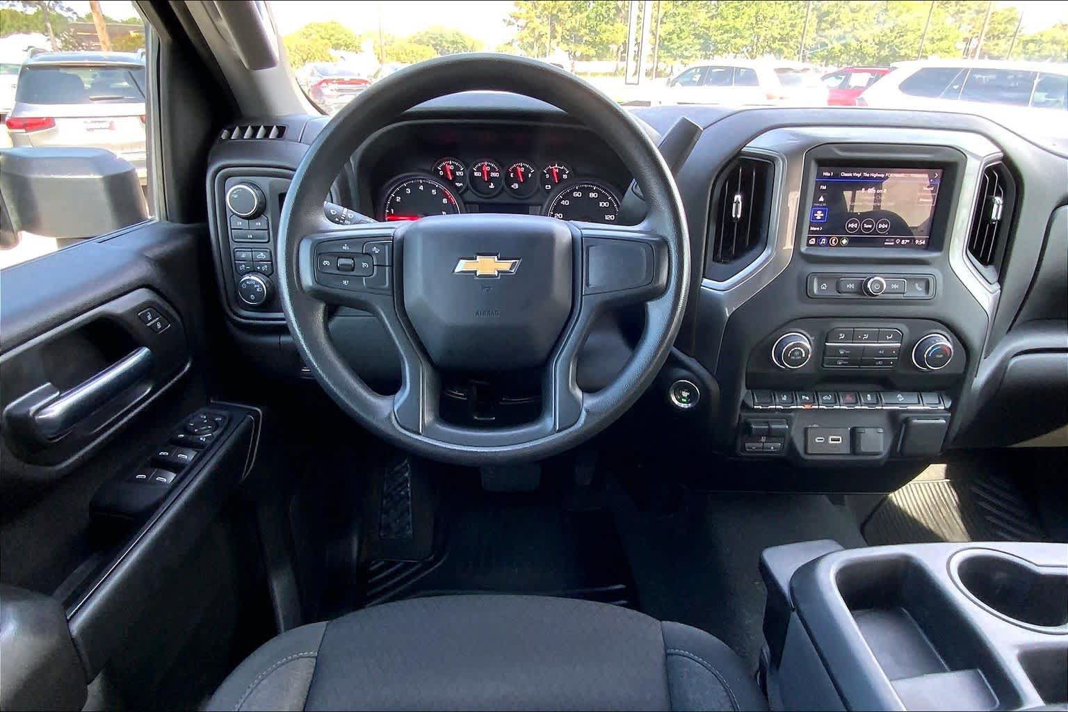 Certified 2024 Chevrolet Silverado 2500 Custom w/ Custom Value Package AWD/4WD image 6
