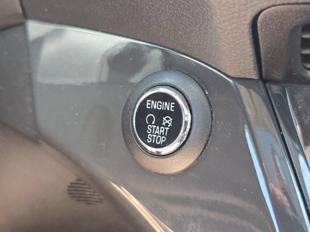 Used 2015 Ford Escape Titanium AWD/4WD image 28