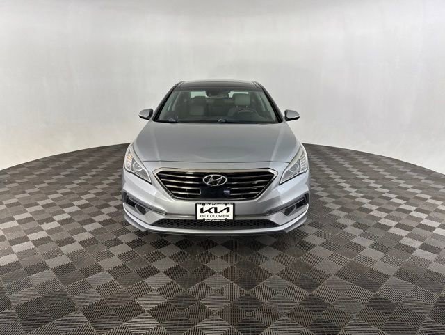 Used 2016 Hyundai Sonata Limited w/ Option Group 05 FWD image 3