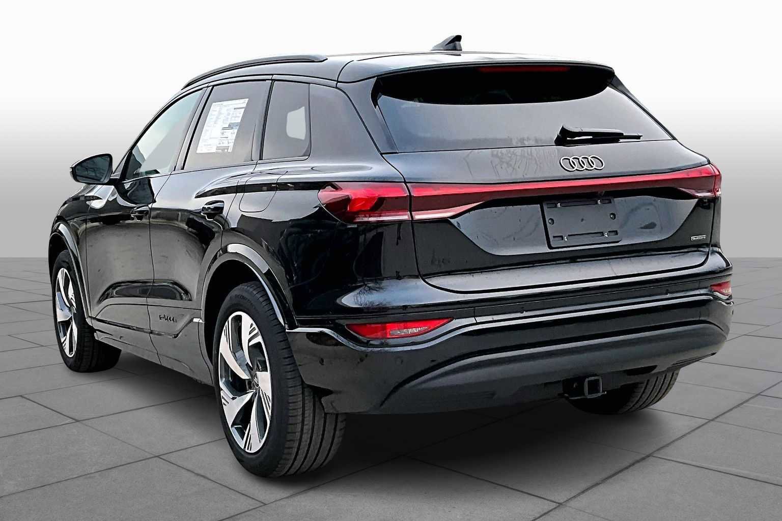 New 2025 Audi Q6 e-tron Premium AWD/4WD image 12