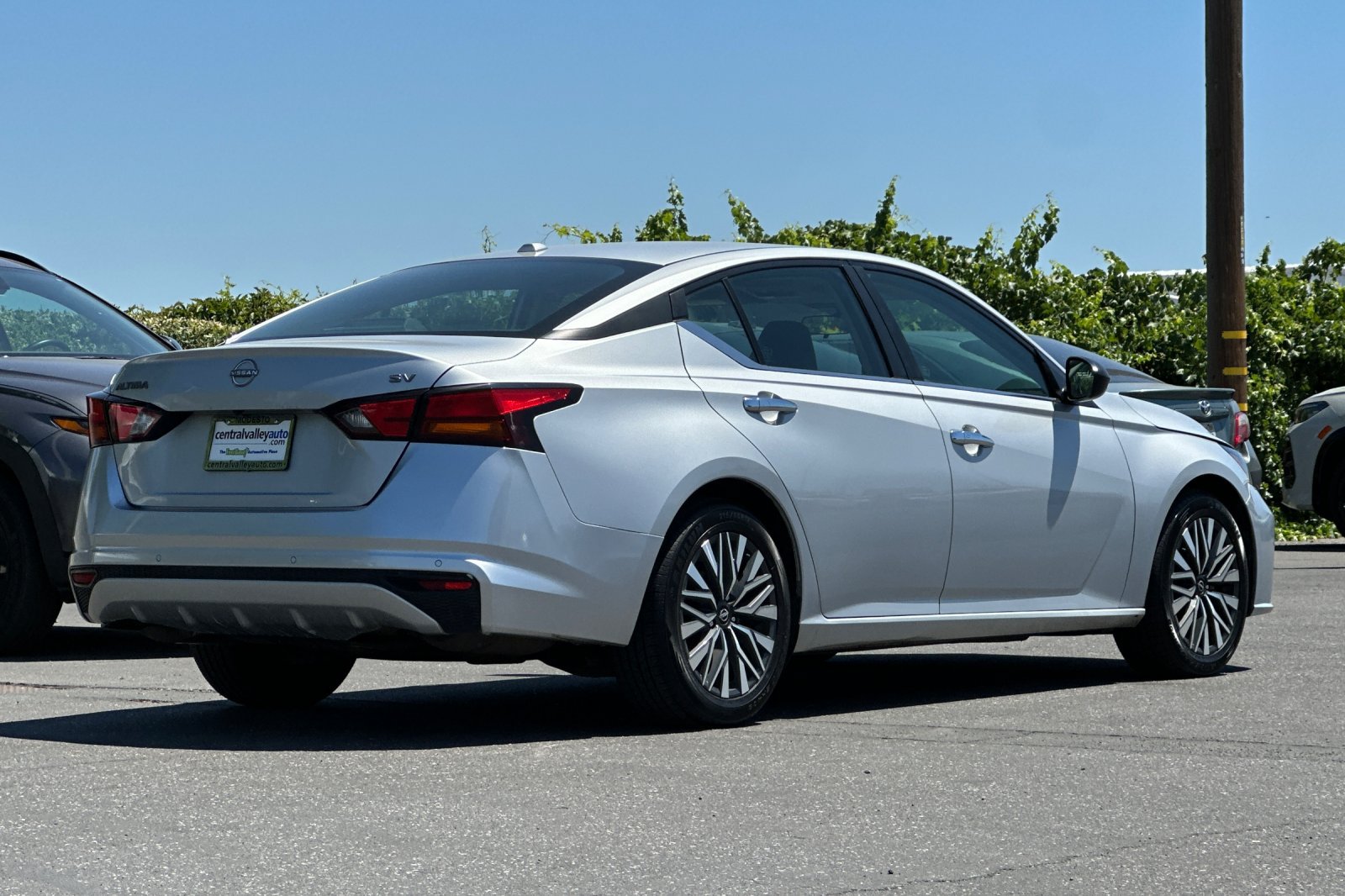 Certified 2024 Nissan Altima 2.5 SV FWD image 4