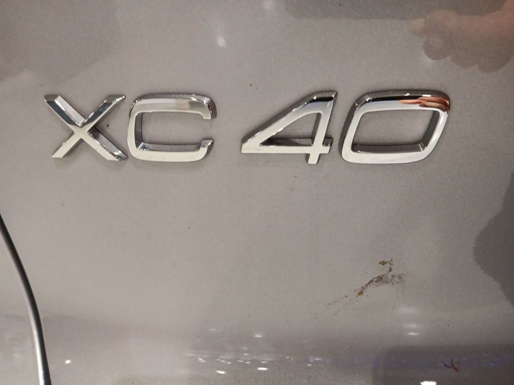 Used 2026 Volvo XC40 B5 Plus AWD/4WD image 13
