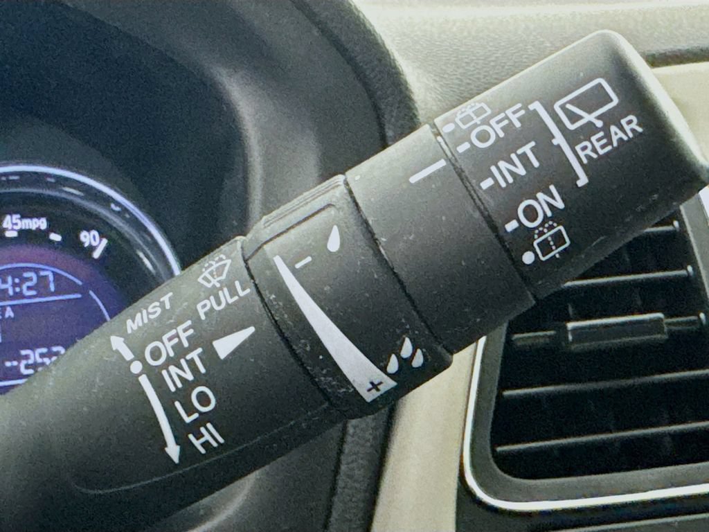 Used 2017 Honda HR-V EX image 16