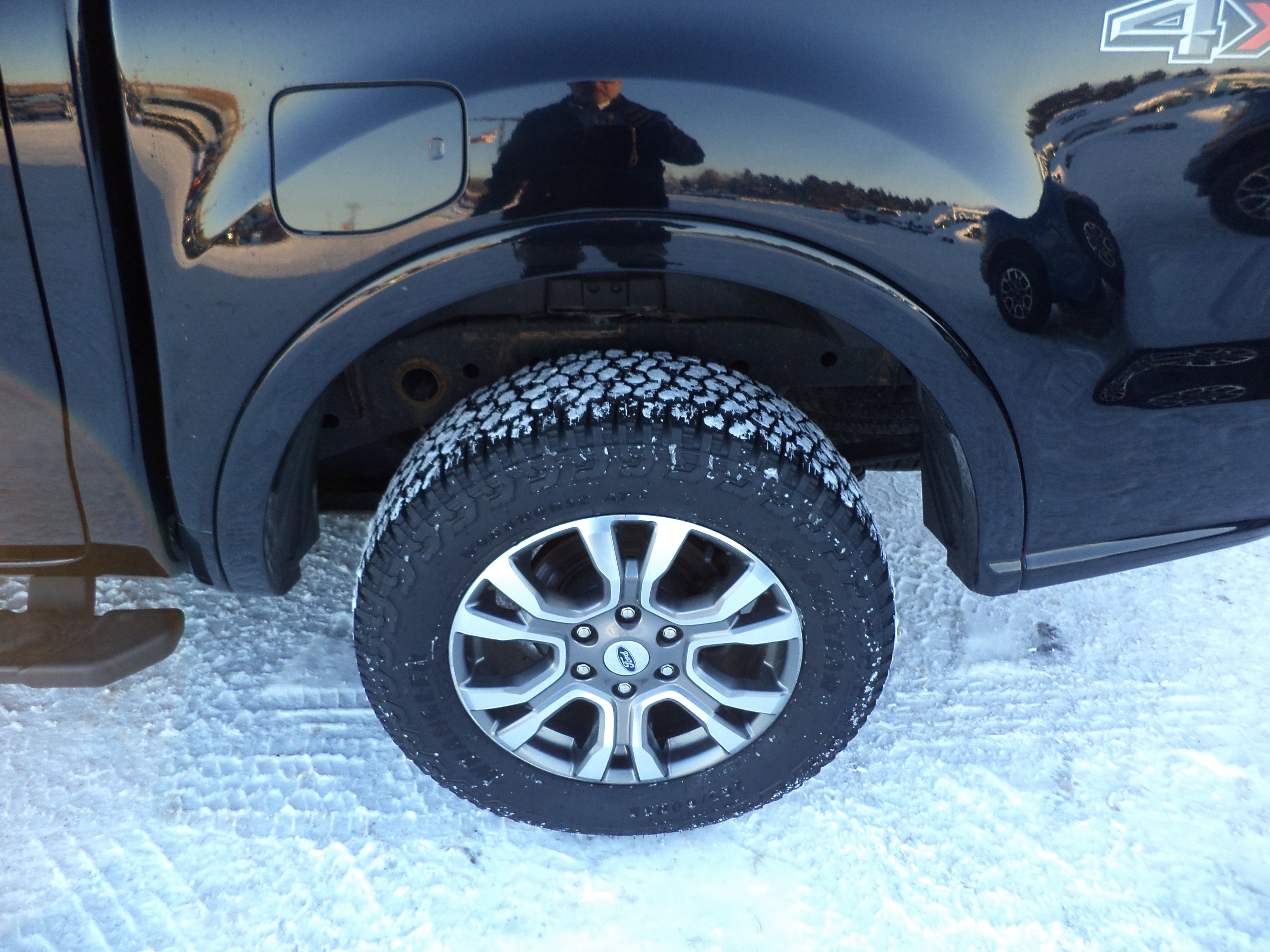 Used 2020 Ford Ranger Lariat w/ Technology Package image 4