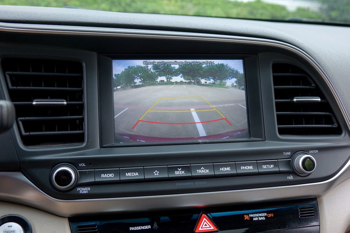 Used 2019 Hyundai Elantra Value Edition FWD image 10