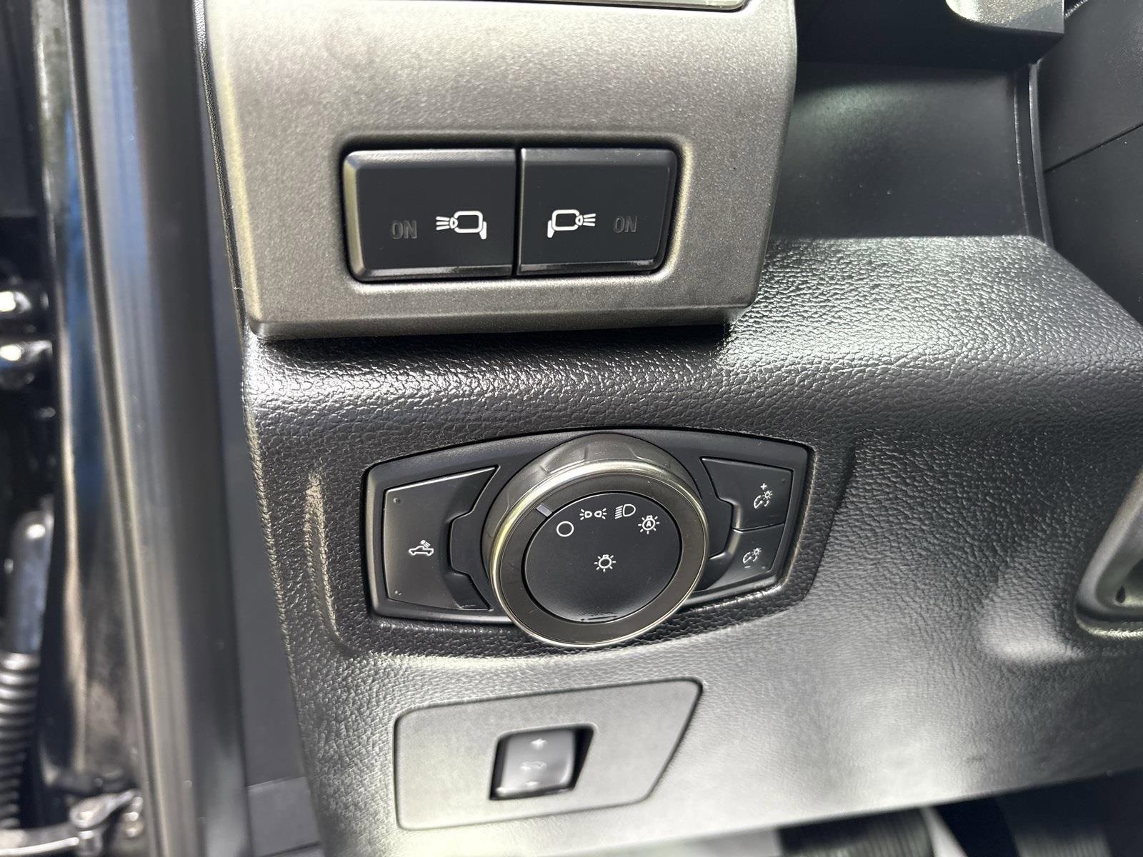 Used 2018 Ford F150 Raptor w/ Equipment Group 802A Luxury image 21