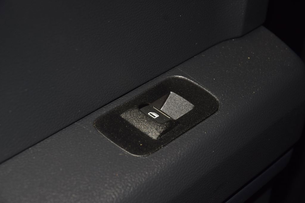 Used 2022 Ford F350 Lariat w/ Black Appearance Package image 44