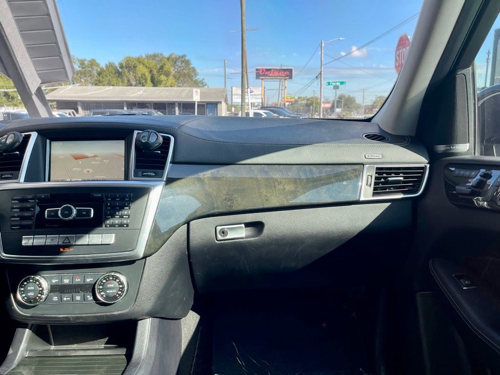 Used 2016 Mercedes-Benz GL 320 BlueTEC 4MATIC image 39