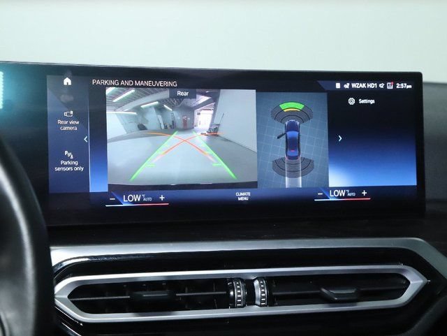 Used 2023 BMW 330i xDrive Sedan w/ Premium Package AWD/4WD image 30