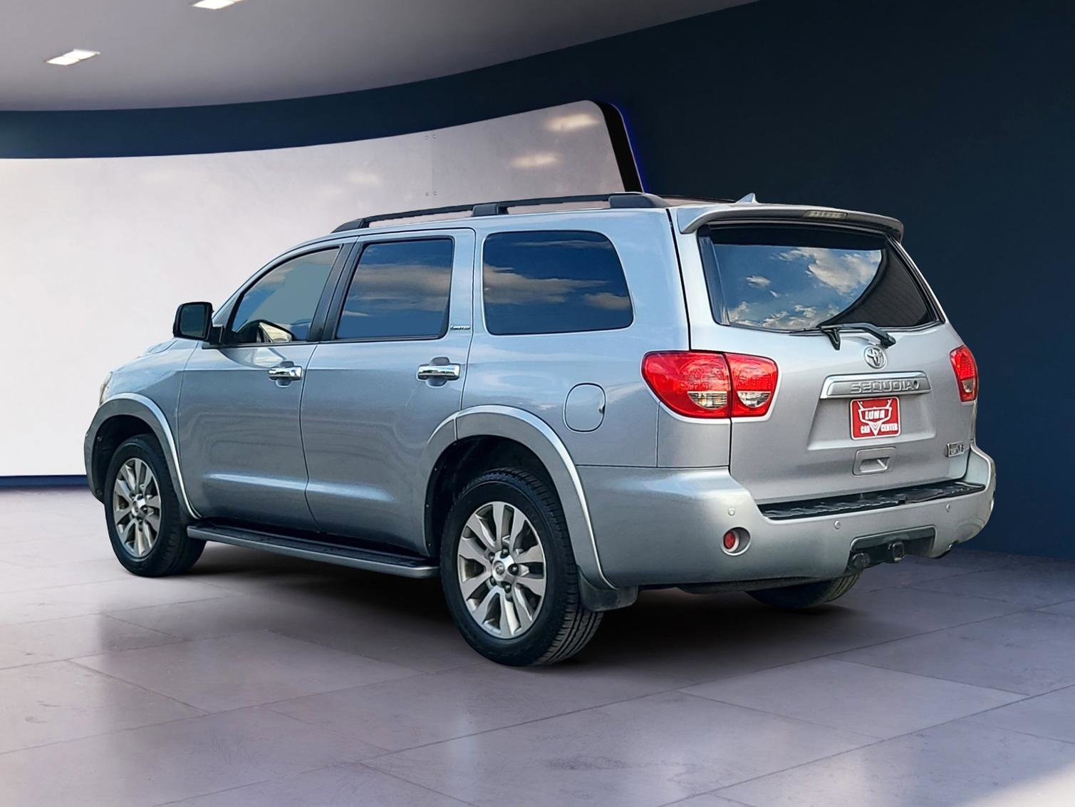 Used 2013 Toyota Sequoia Limited RWD image 3