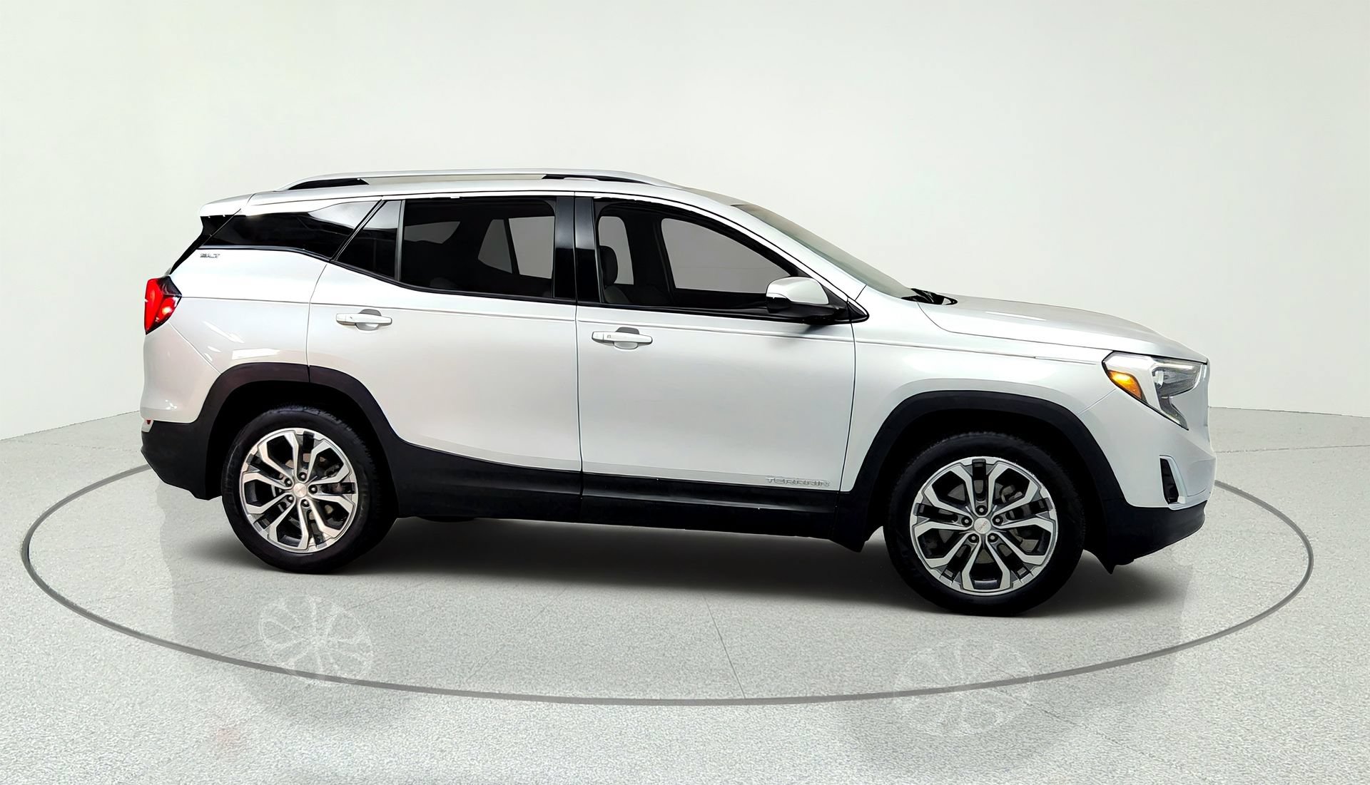 Used 2018 GMC Terrain SLT w/ Preferred Package FWD image 6