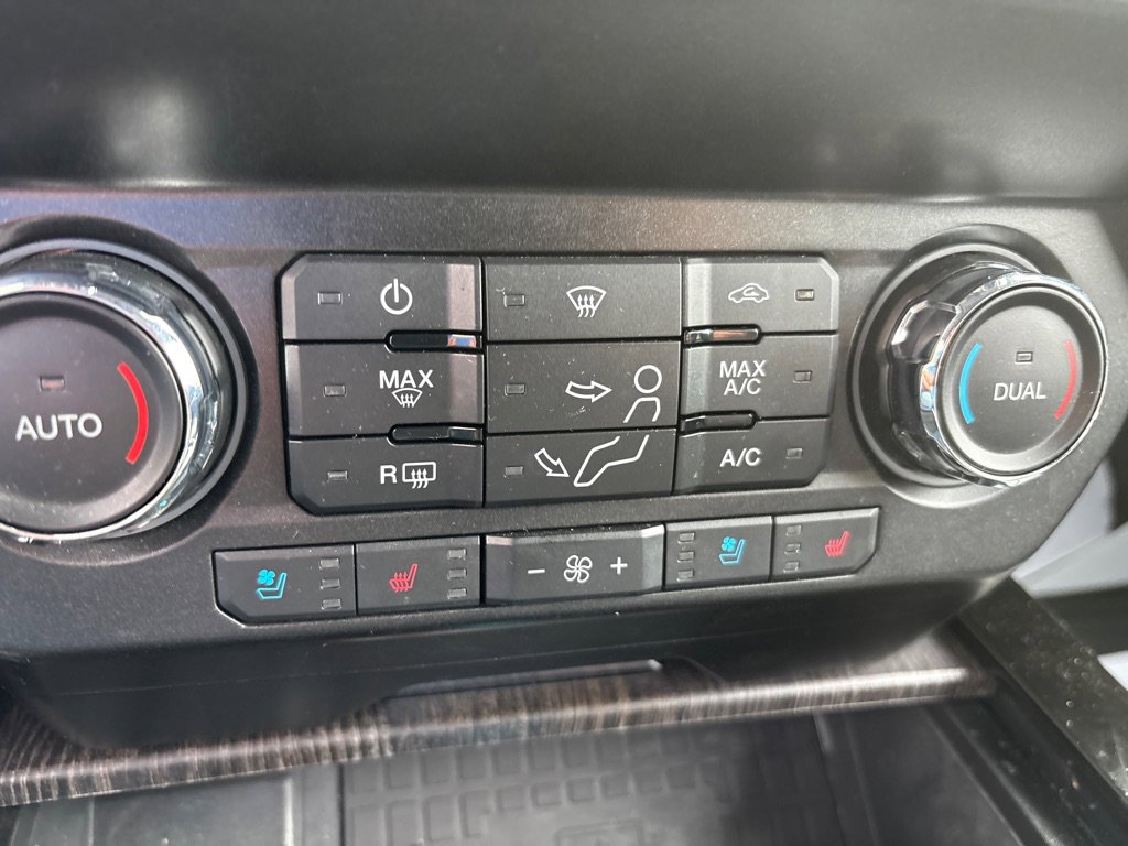 Used 2020 Ford F250 Lariat w/ Lariat Ultimate Package image 23