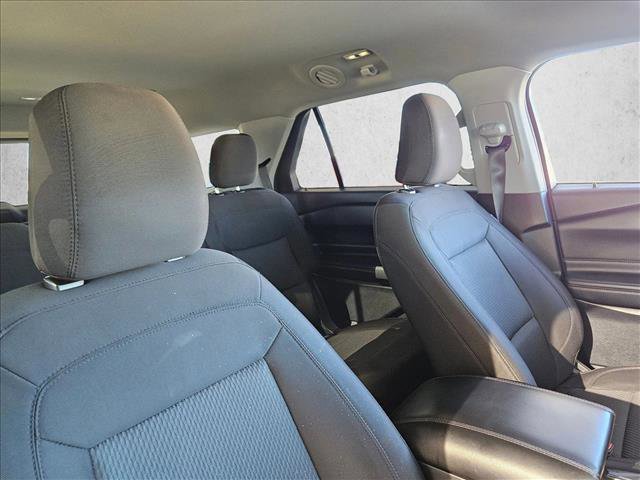 Used 2022 Ford Explorer XLT image 24