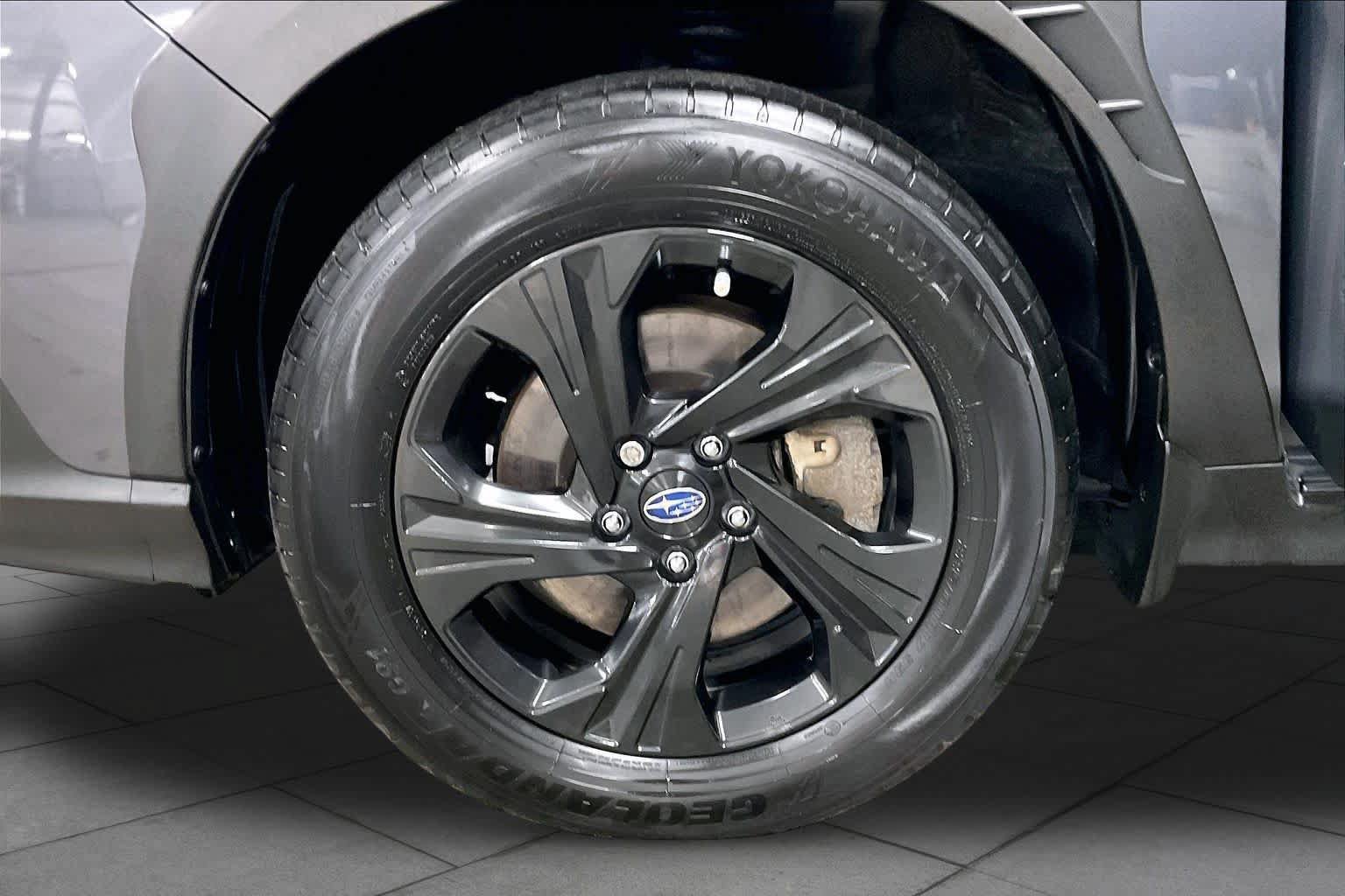 Used 2024 Subaru Crosstrek 2.0i AWD/4WD image 10
