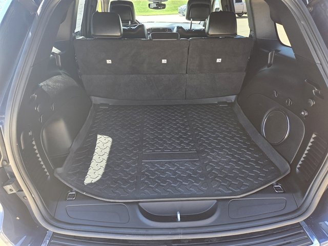Used 2021 Jeep Grand Cherokee Limited w/ Sun & Sound Group AWD/4WD image 8