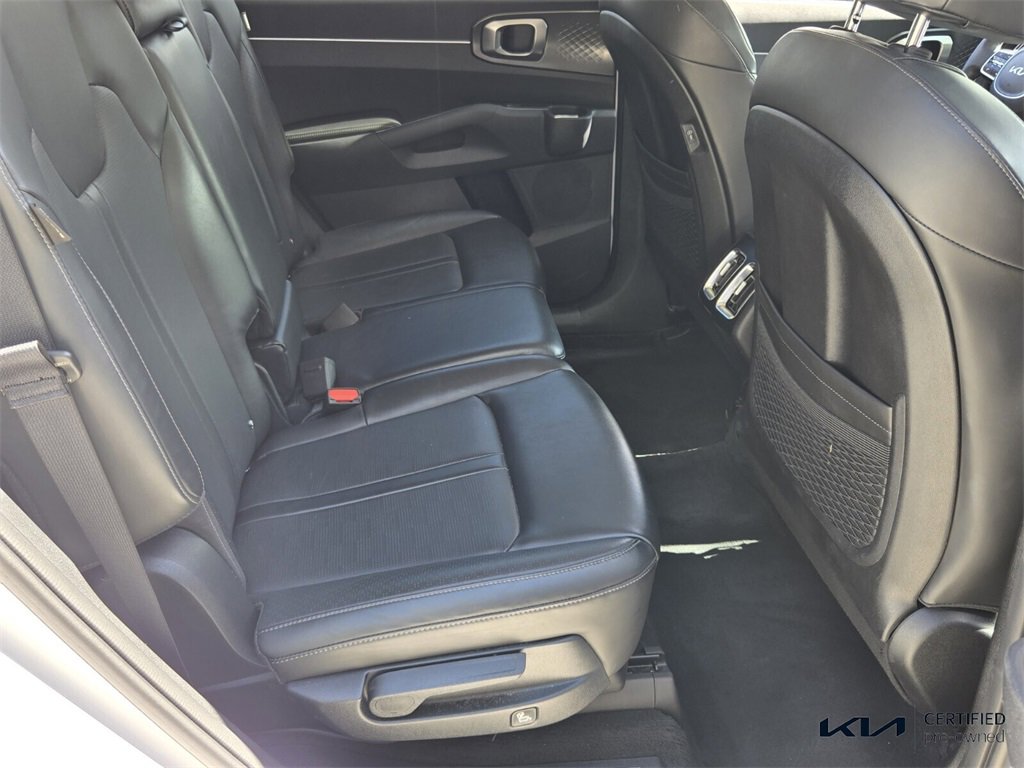Certified 2024 Kia Sorento S image 17