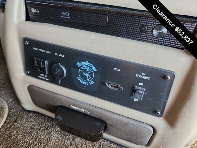 Used 2021 Chevrolet Express 2500 image 52