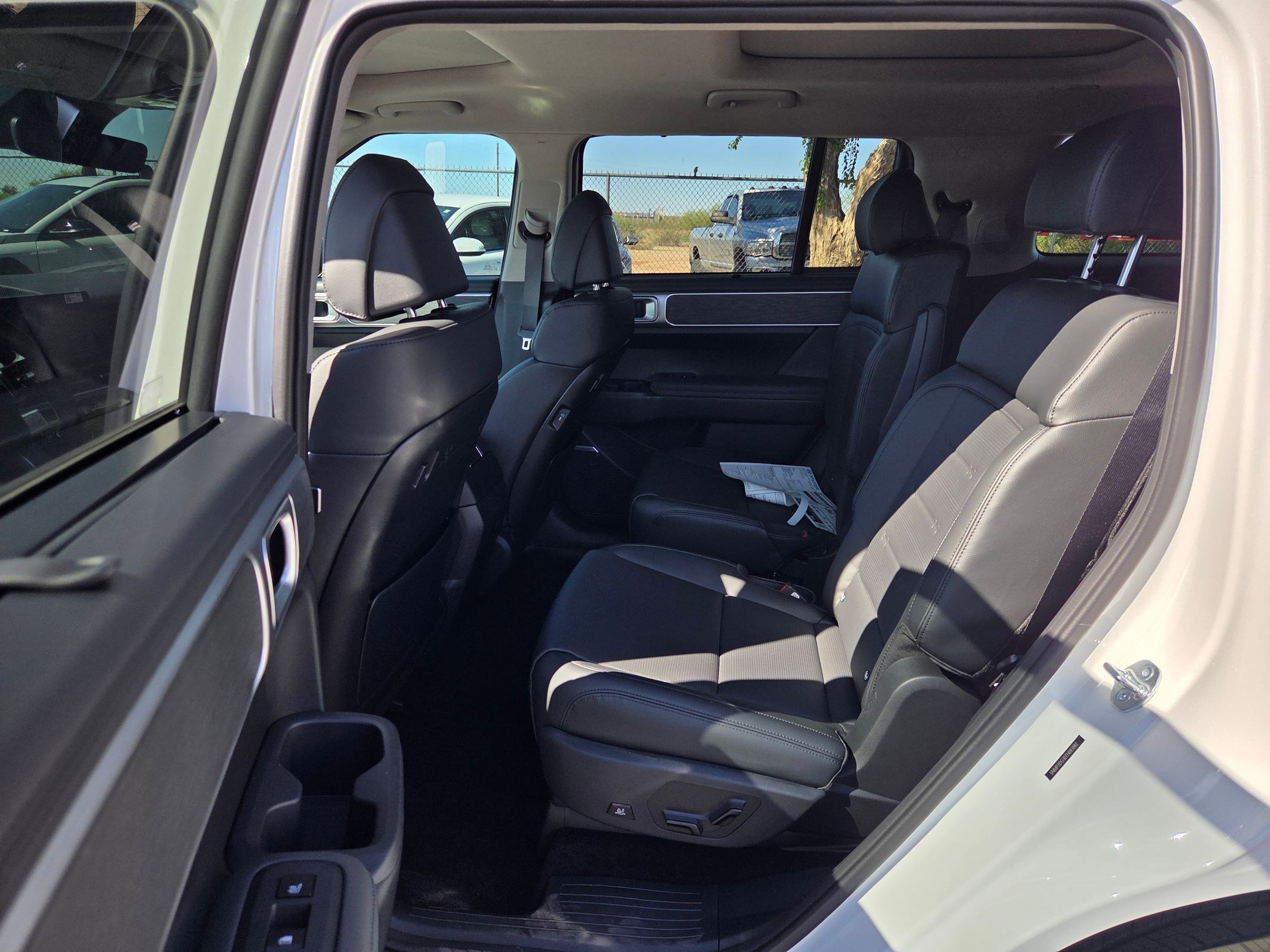 New 2026 Hyundai Santa Fe Limited AWD/4WD image 17