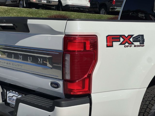 Used 2022 Ford F350 Platinum AWD/4WD image 10