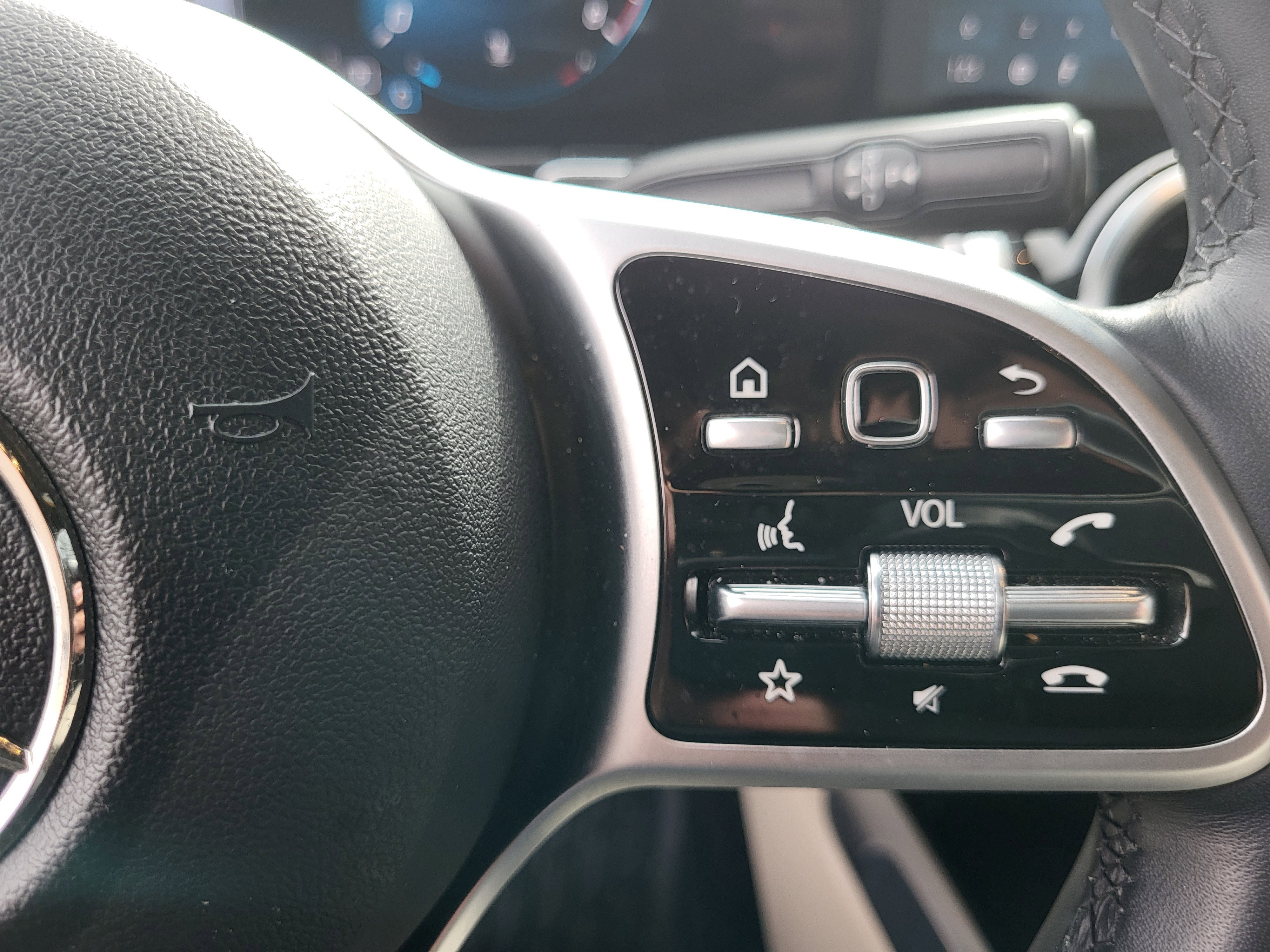 Used 2021 Mercedes-Benz GLB 250 GLB 250 image 19