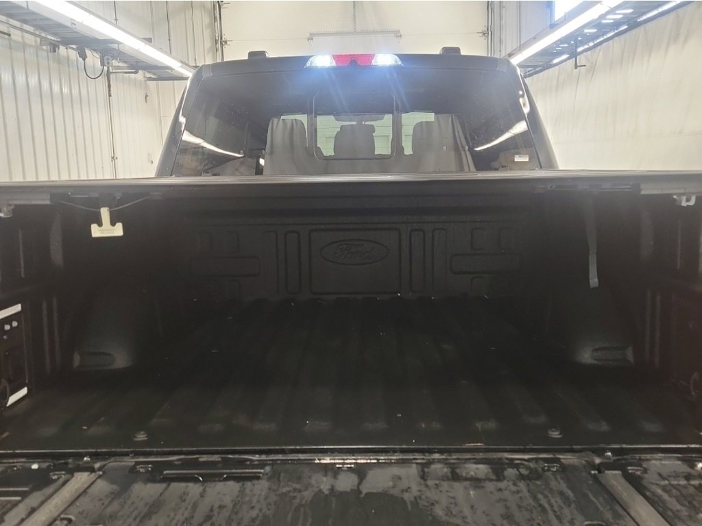 Used 2024 Ford F150 Platinum image 13