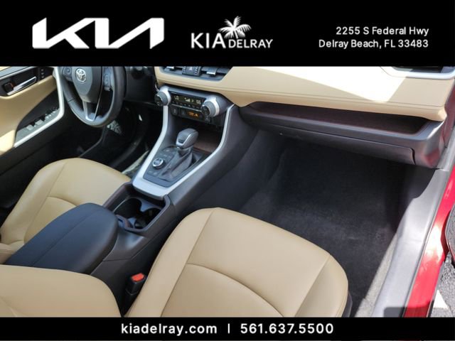 Used 2021 Toyota RAV4 Limited AWD/4WD image 12