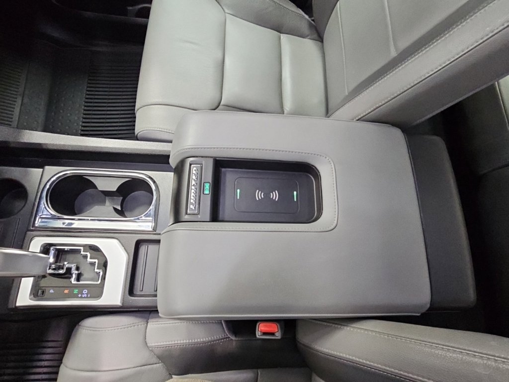 Used 2021 Toyota Tundra Limited w/ Limited Premium Package AWD/4WD image 23