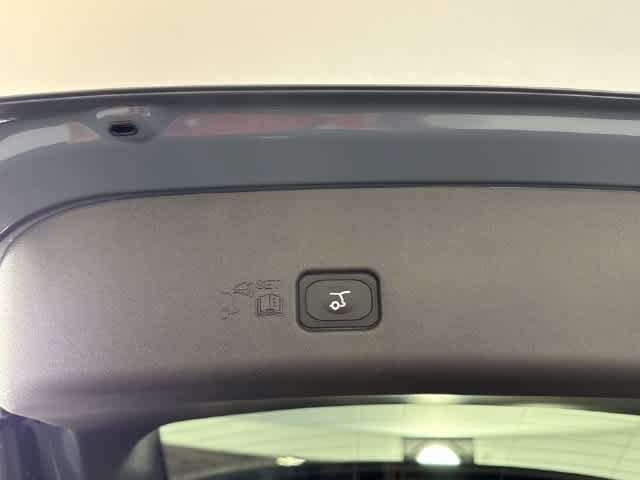 New 2026 Lincoln Nautilus Premier AWD/4WD image 21