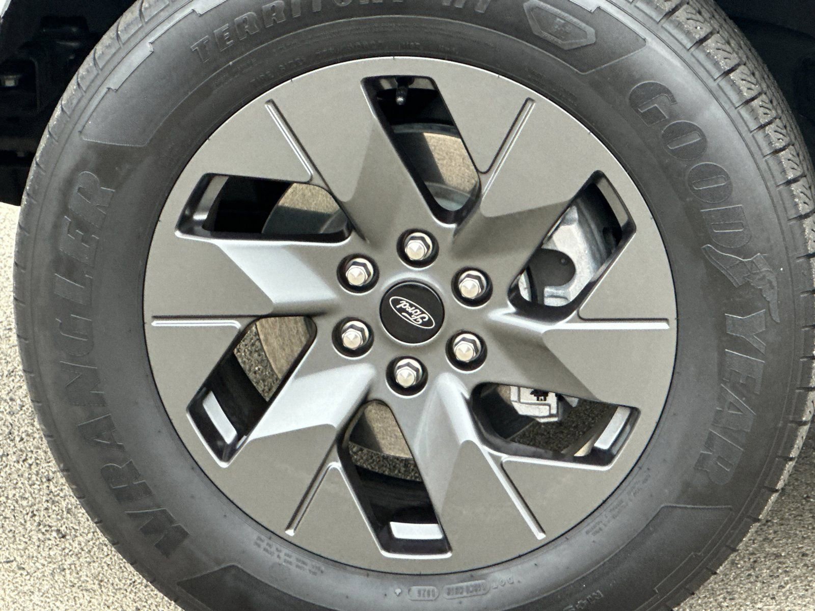 Used 2025 Ford F150 Lightning Flash AWD/4WD image 35