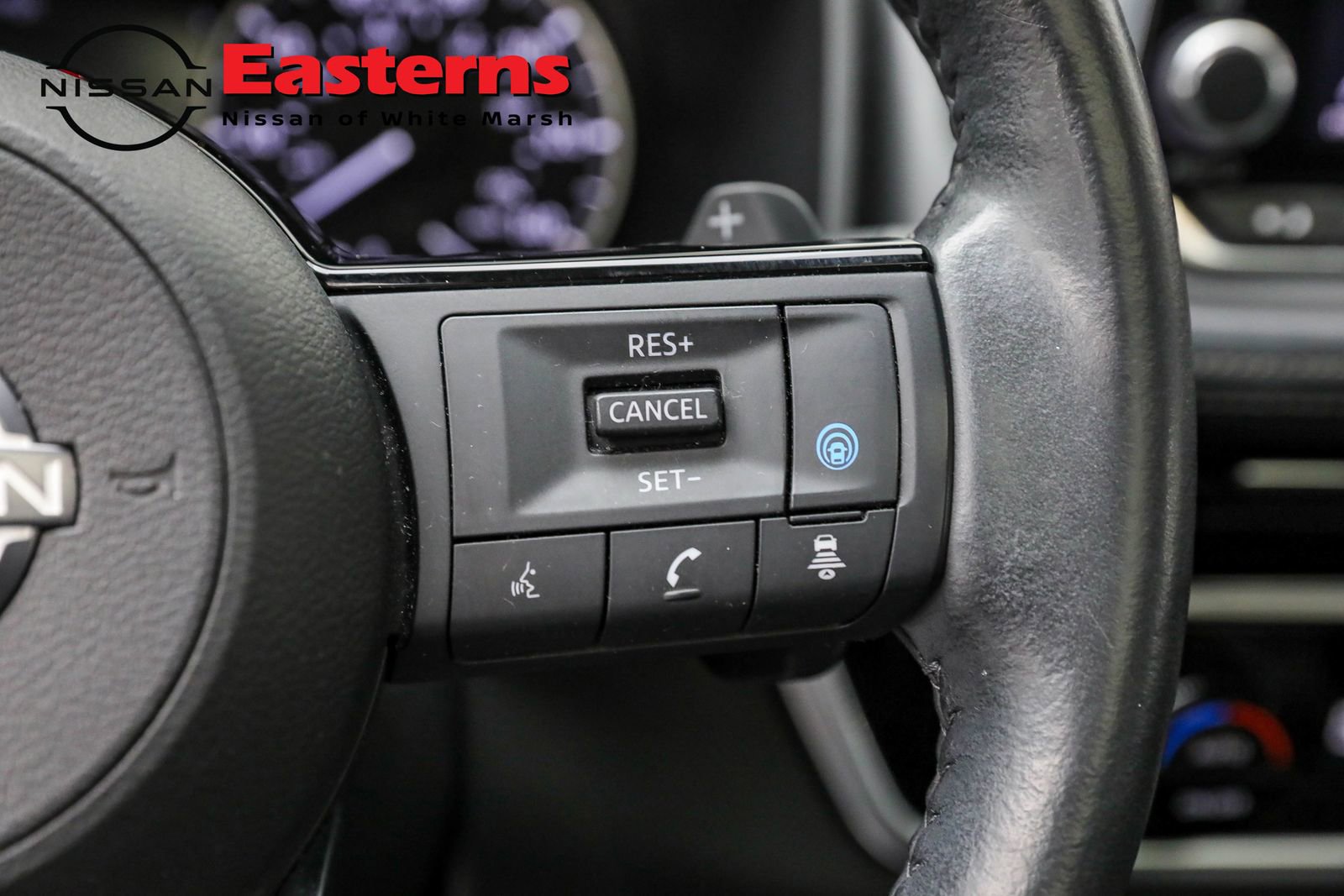 Used 2022 Nissan Rogue SV w/ SV Premium Package image 44