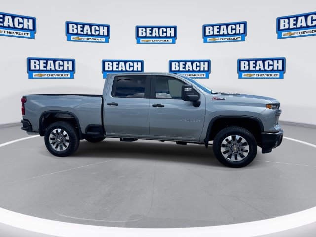 New 2026 Chevrolet Silverado 2500 Custom w/ Custom Value Package AWD/4WD image 9