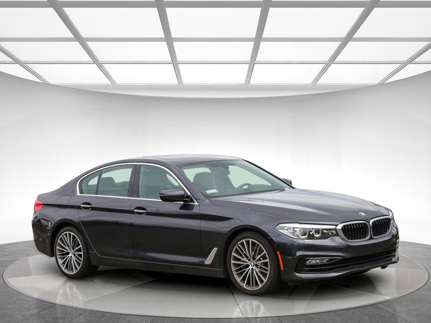 Used 2017 BMW 530i RWD image 4